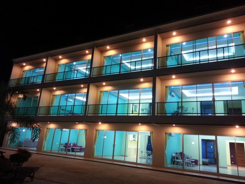 Condor Apartment Nai Harn Bagian luar foto