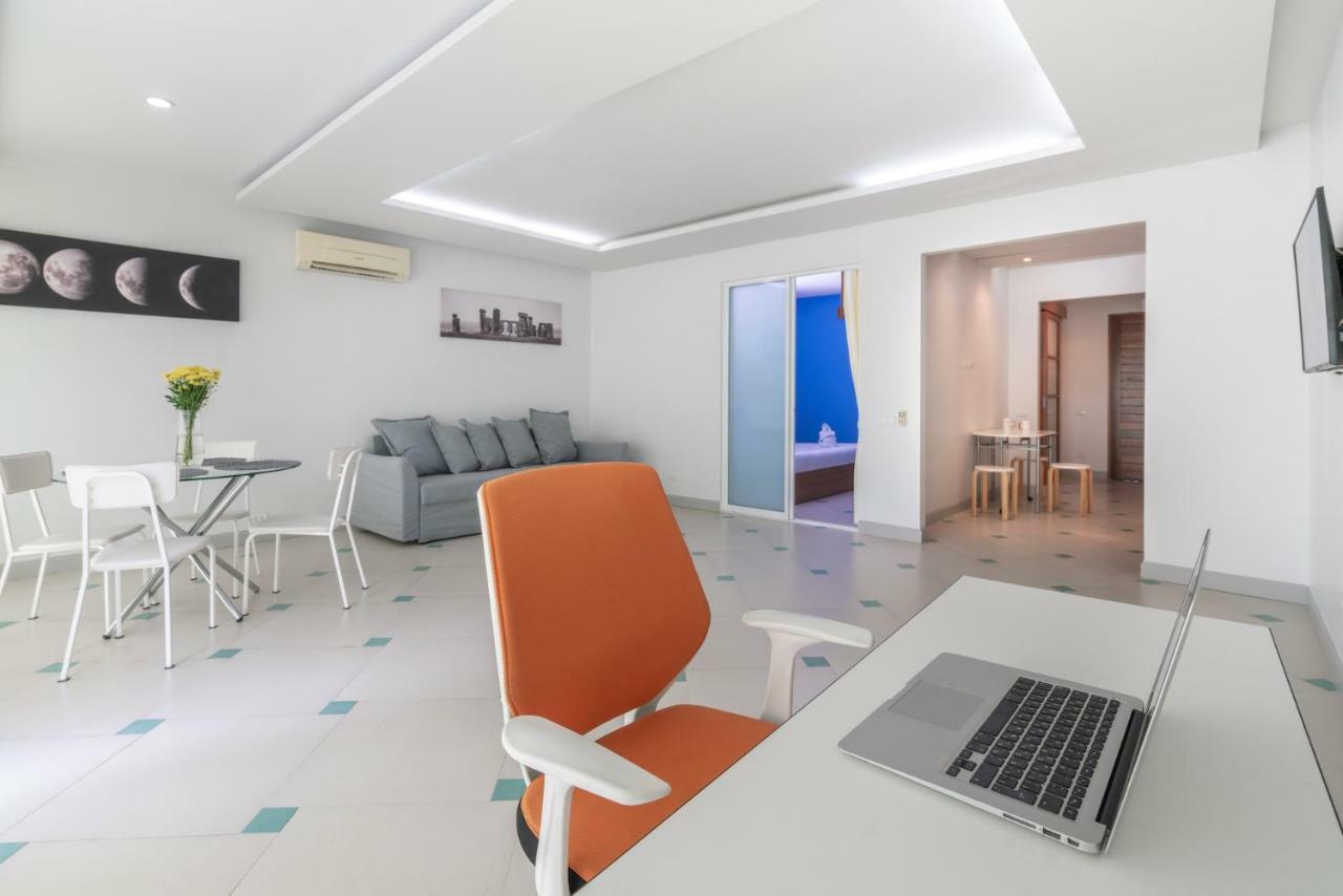 Condor Apartment Nai Harn Bagian luar foto