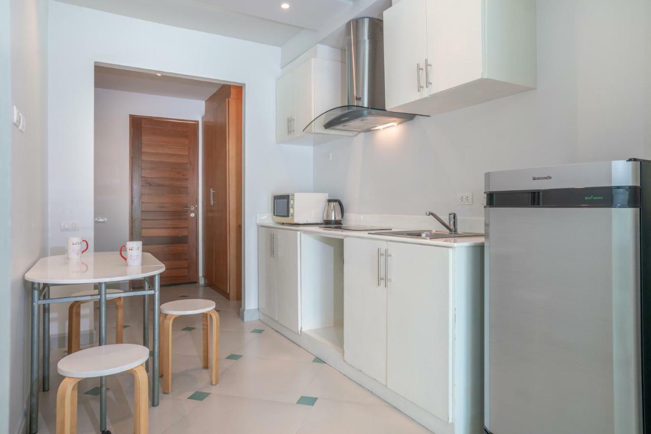 Condor Apartment Nai Harn Bagian luar foto
