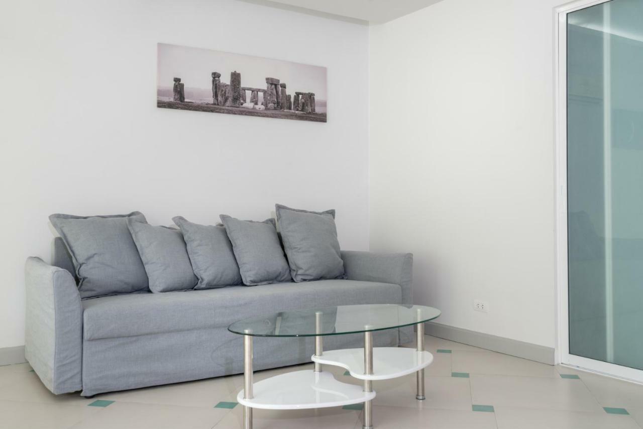Condor Apartment Nai Harn Bagian luar foto