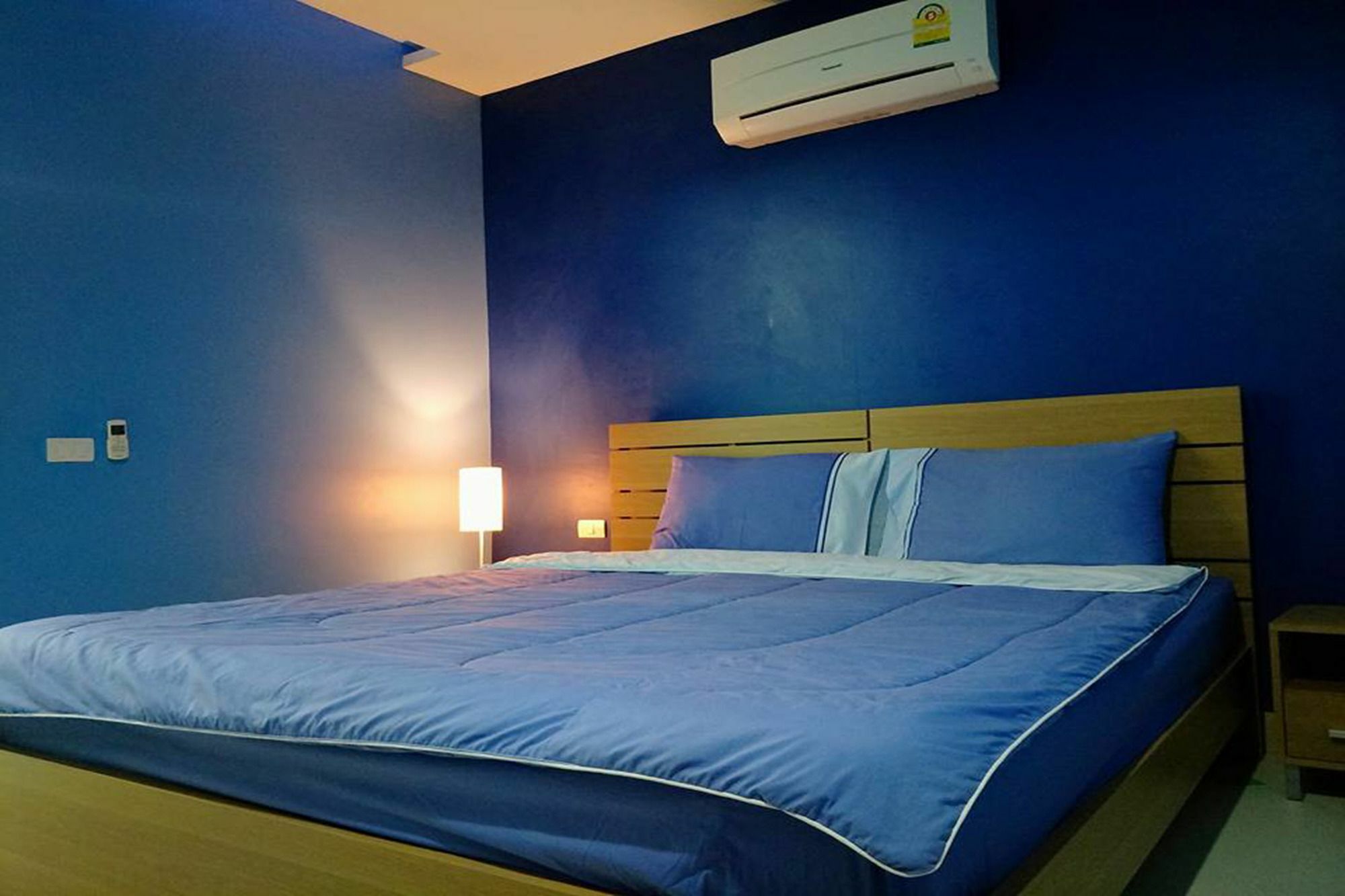 Condor Apartment Nai Harn Bagian luar foto