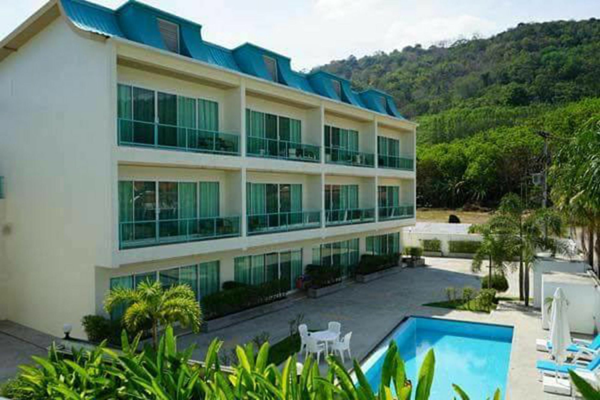 Condor Apartment Nai Harn Bagian luar foto